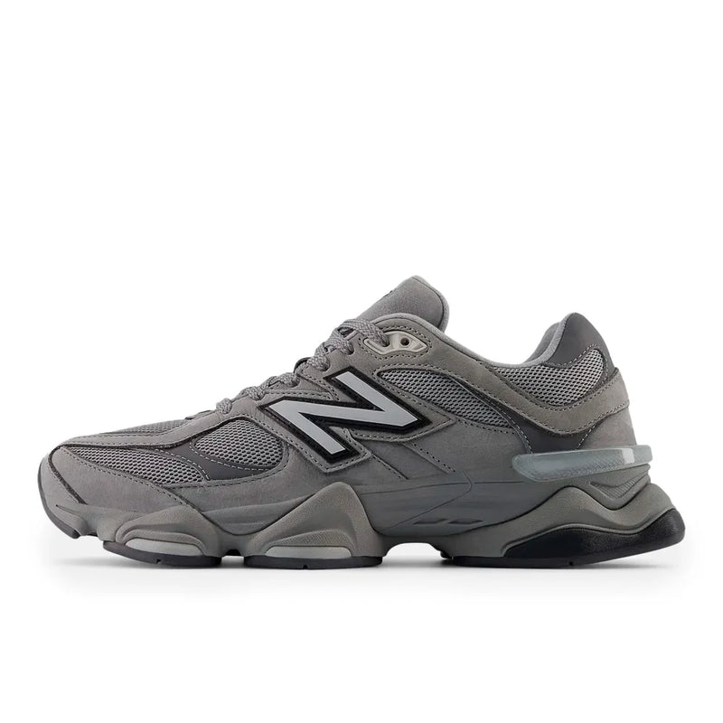 New Balance 9060 Cinza Escuro