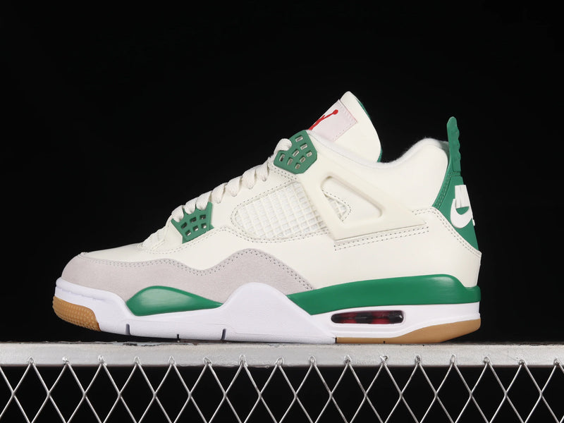 Air Jordan 4 Pine Green