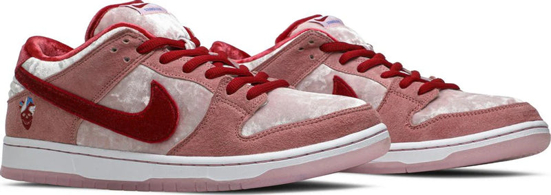 Dunk Low SB StrangeLove